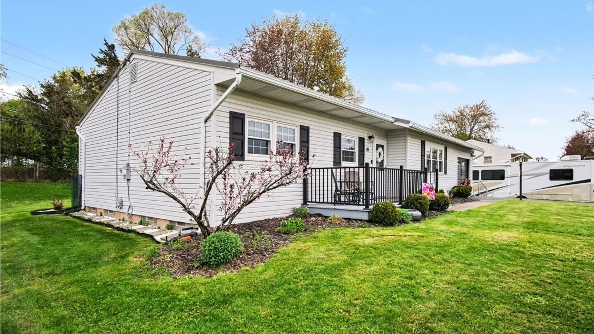 Property at 41 Authors Avenue, Henrietta, NY 14467 2