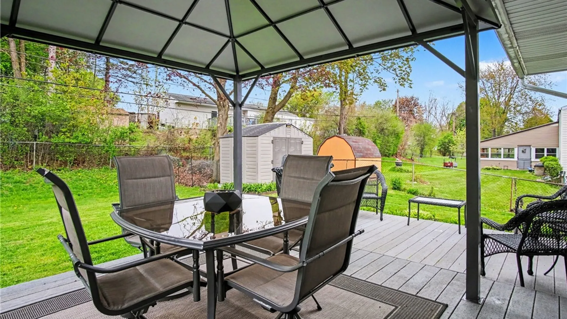 Property at 41 Authors Avenue, Henrietta, NY 14467 21