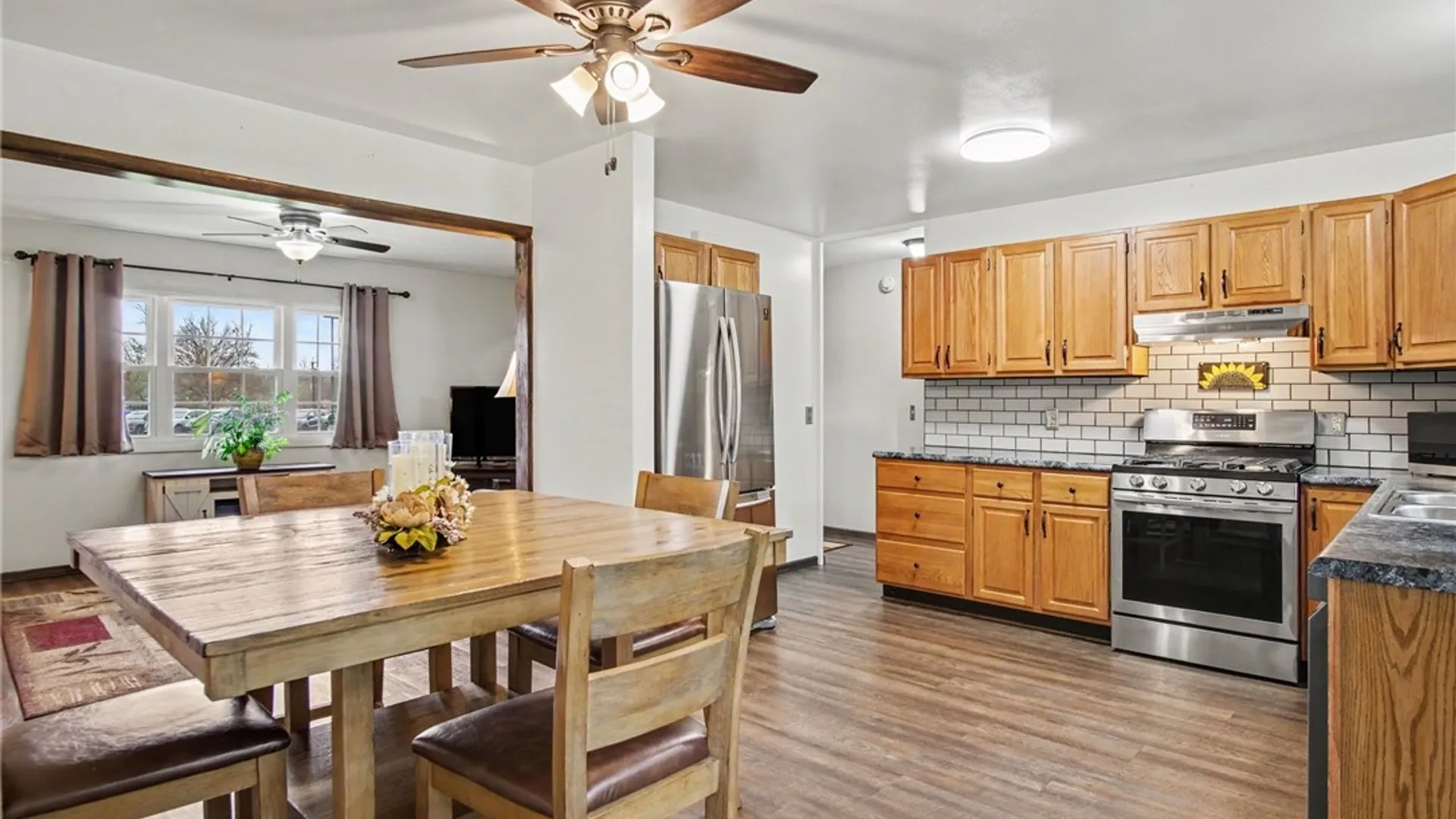 Property at 41 Authors Avenue, Henrietta, NY 14467 7