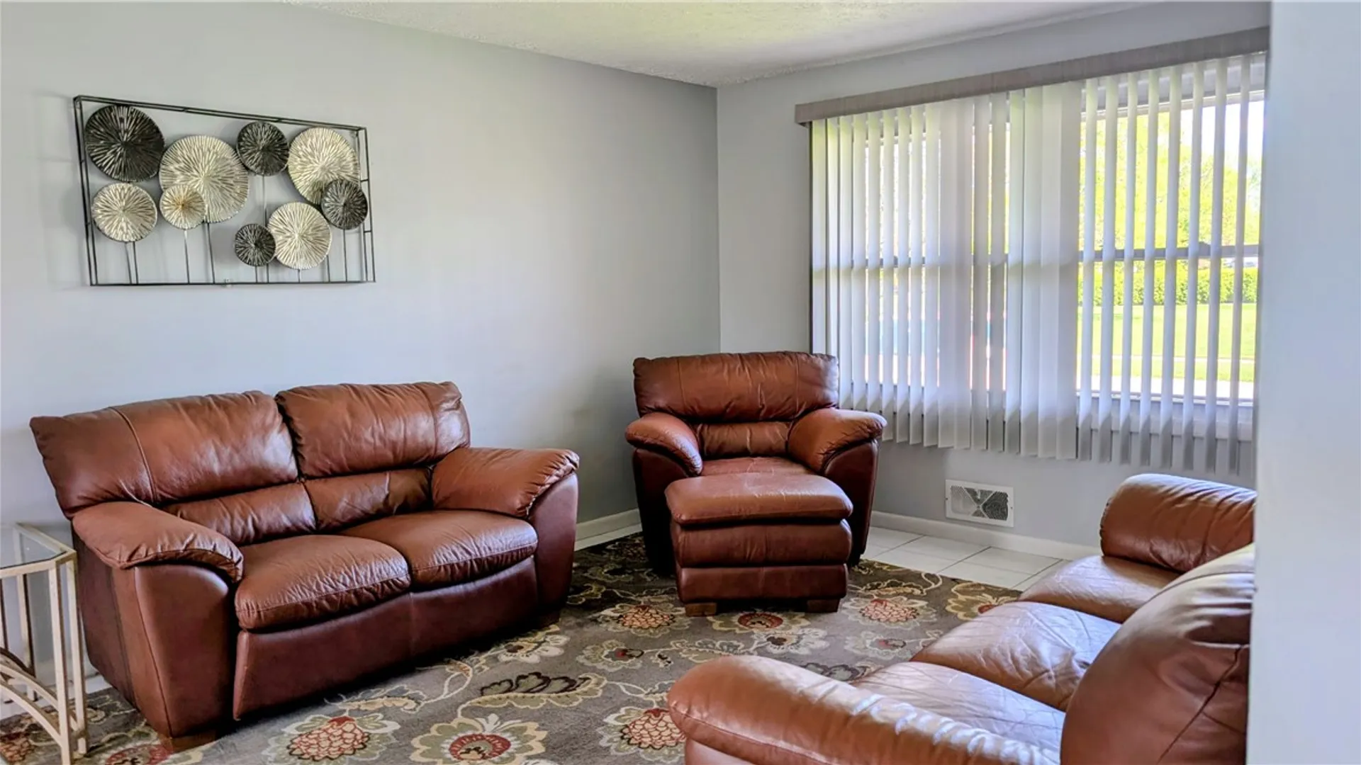 Property at 11 Barns Court, Greece, NY 14612 16