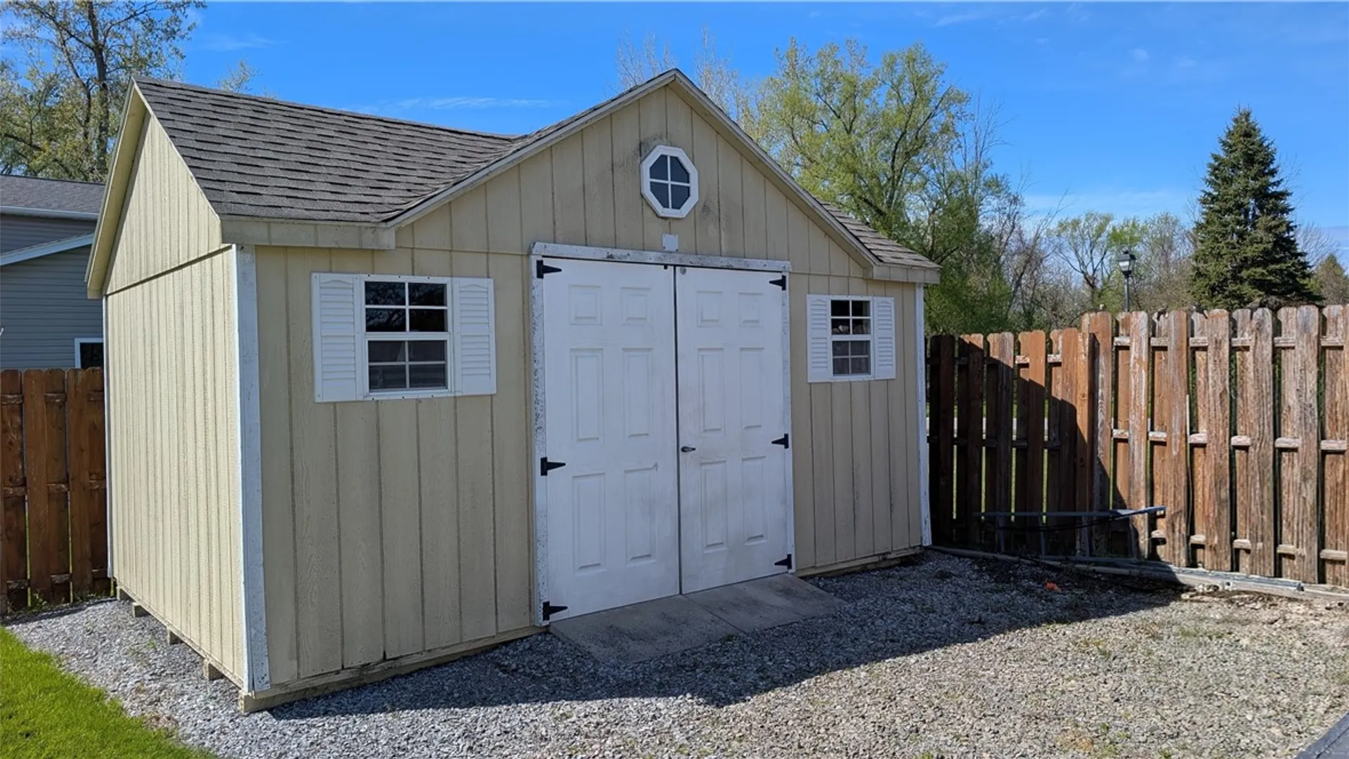 Property at 11 Barns Court, Greece, NY 14612 40