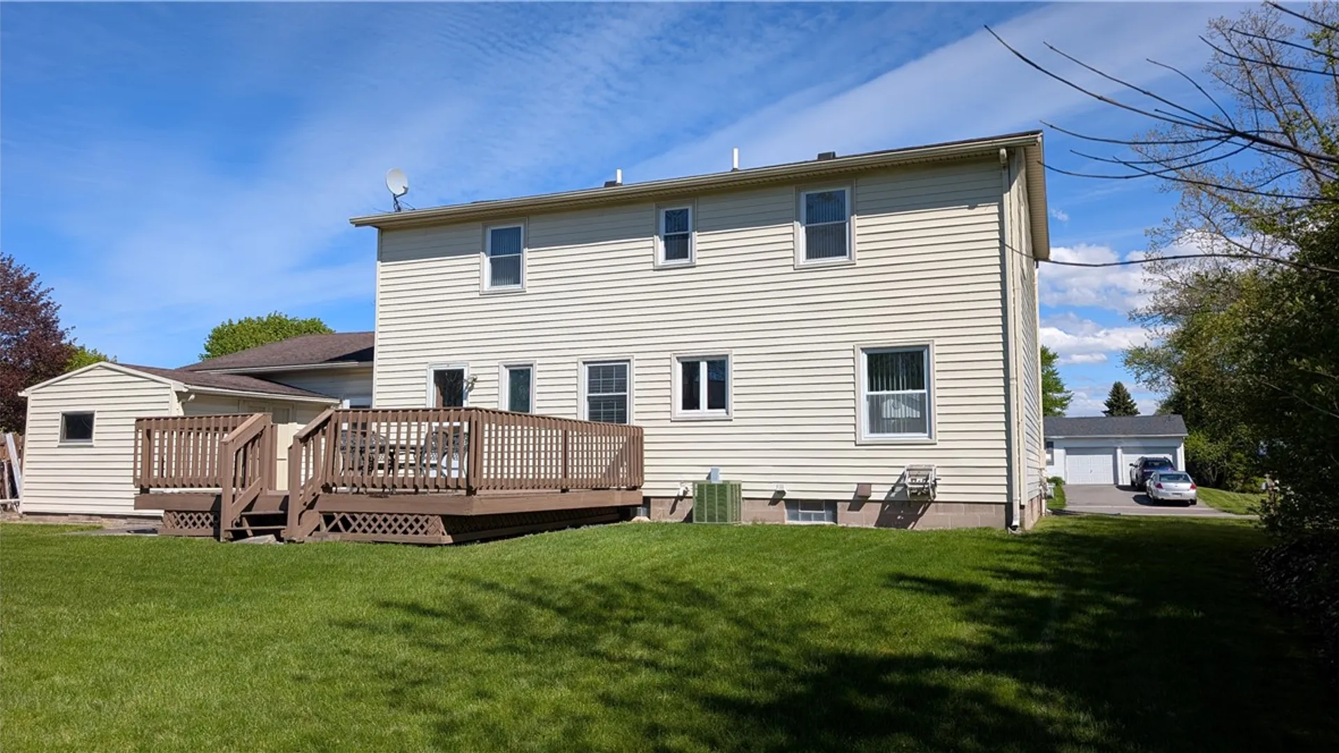 Property at 11 Barns Court, Greece, NY 14612 41
