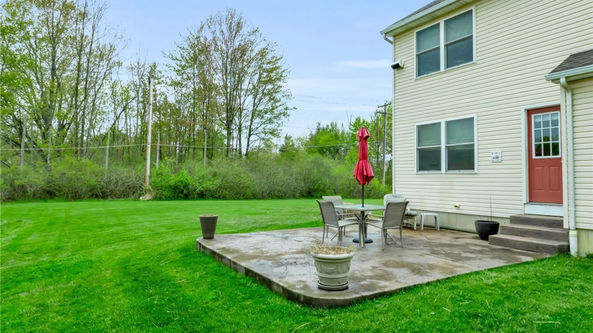 Property at 635 Eisenhower Avenue, Evans, NY 14006 40