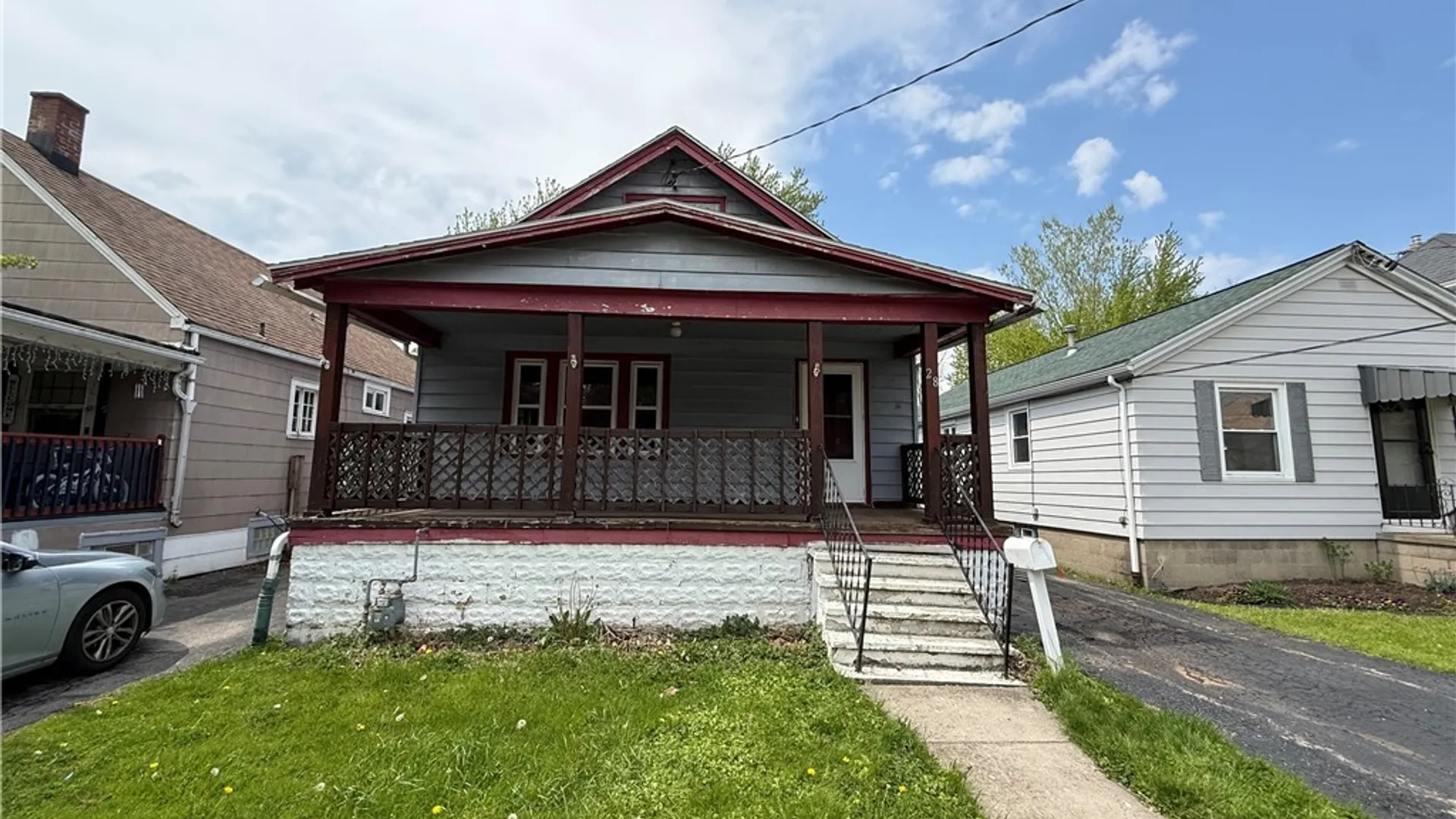 Property at 28 Ludwig Avenue, West Seneca, NY 14224 2