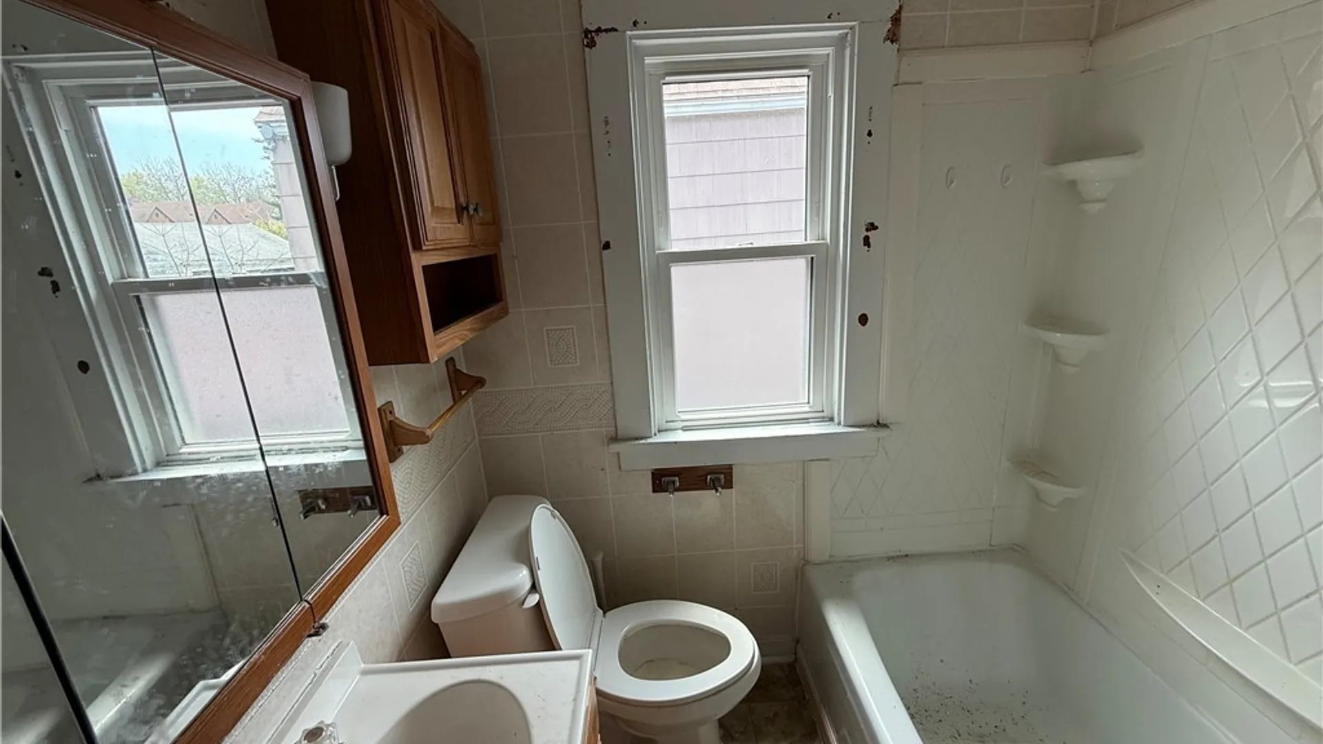 Property at 28 Ludwig Avenue, West Seneca, NY 14224 20