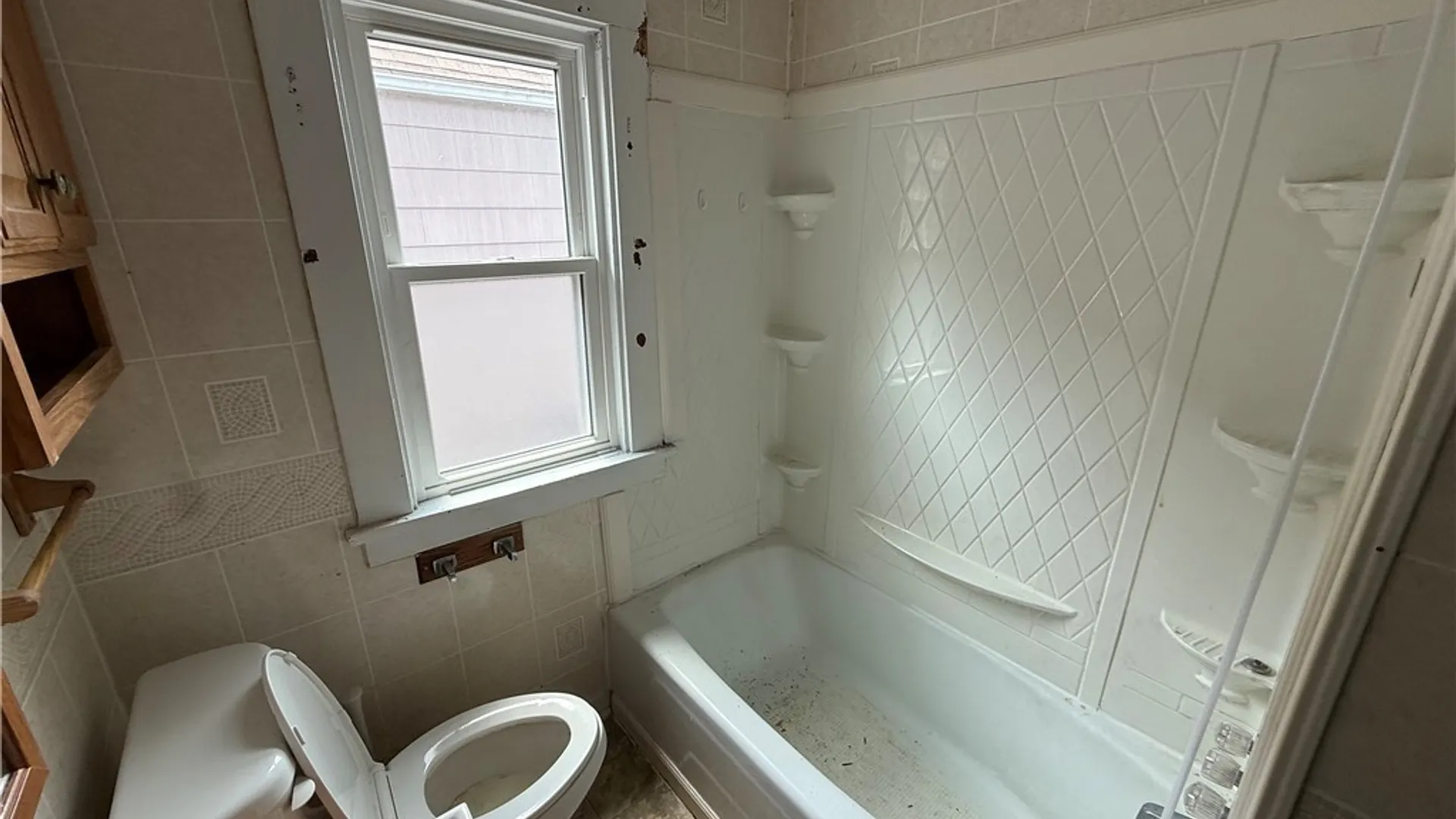 Property at 28 Ludwig Avenue, West Seneca, NY 14224 21