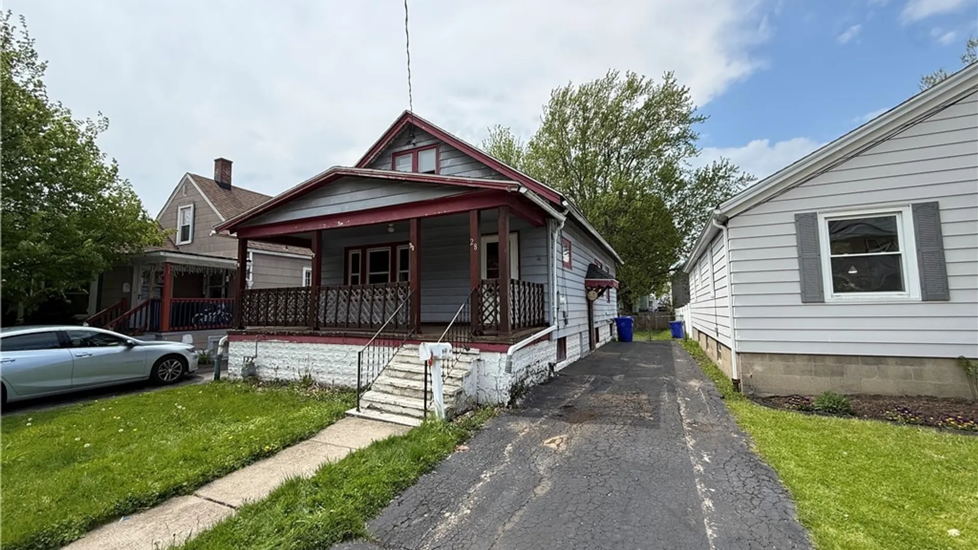 Property at 28 Ludwig Avenue, West Seneca, NY 14224 3