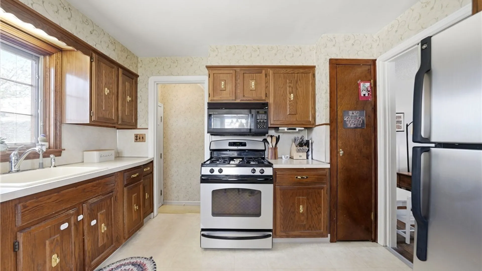 Property at 757 Moore Avenue, Tonawanda, NY 14223 31