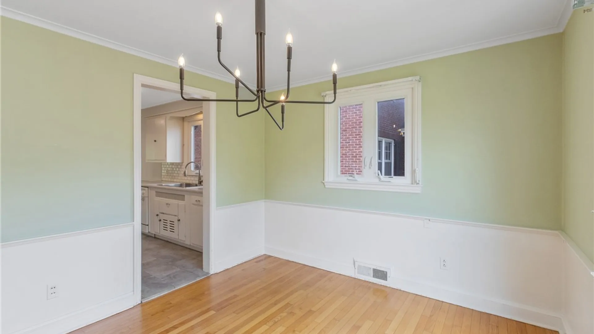 Property at 216 Strathmore Drive, Syracuse, NY 13207 19