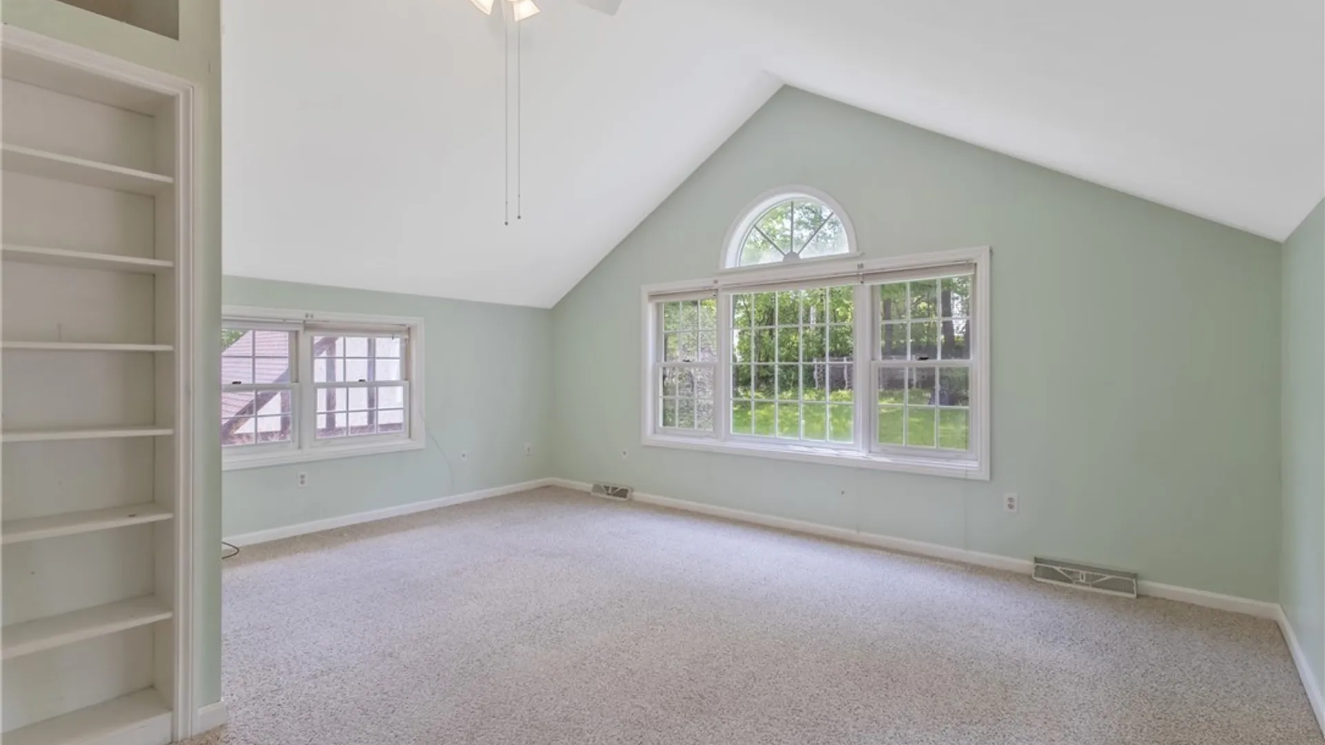 Property at 216 Strathmore Drive, Syracuse, NY 13207 21