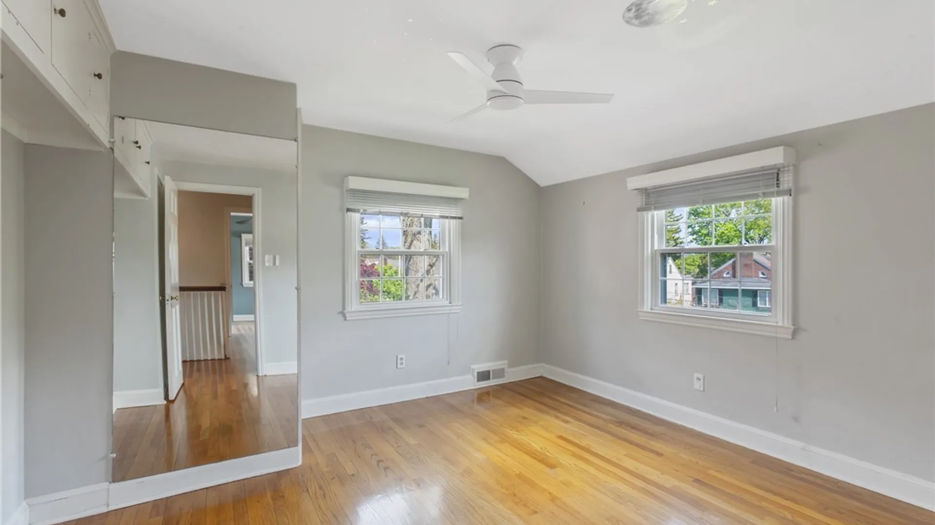 Property at 216 Strathmore Drive, Syracuse, NY 13207 29