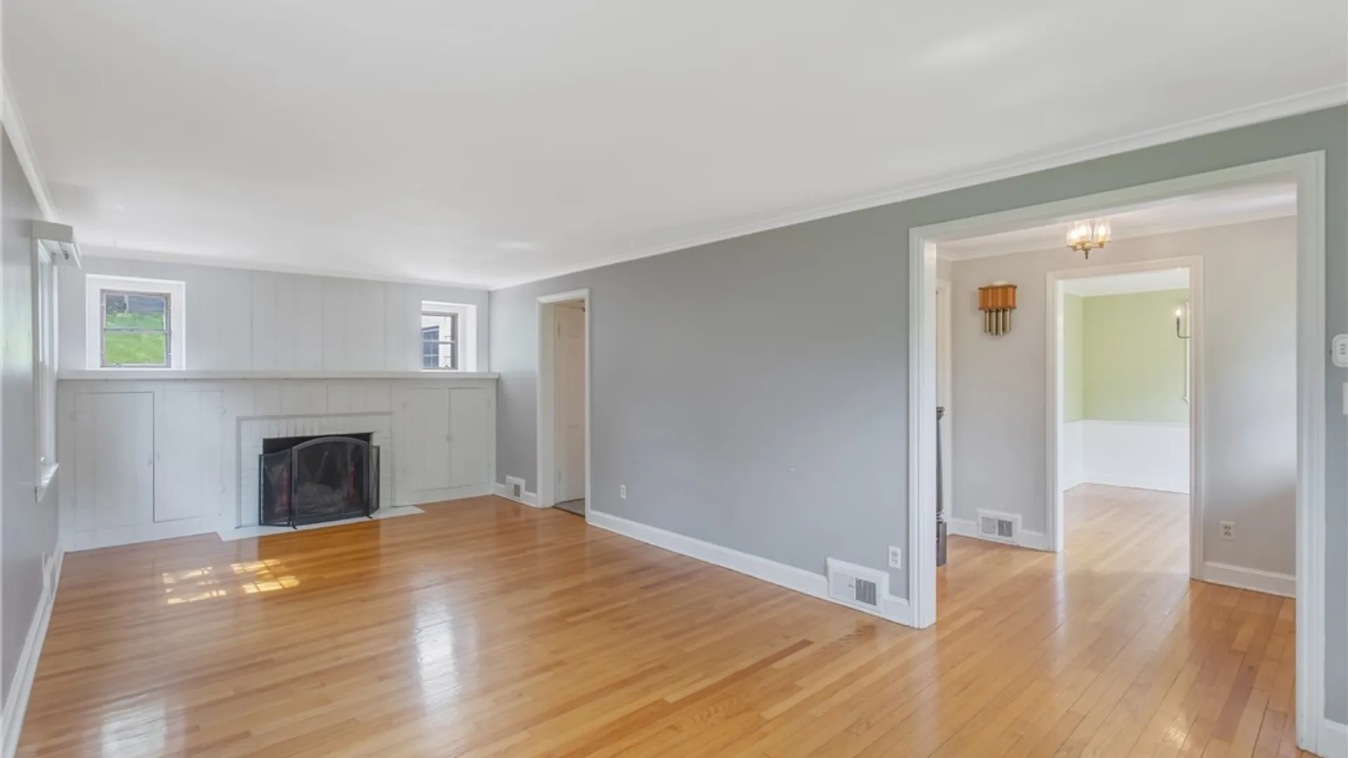 Property at 216 Strathmore Drive, Syracuse, NY 13207 5