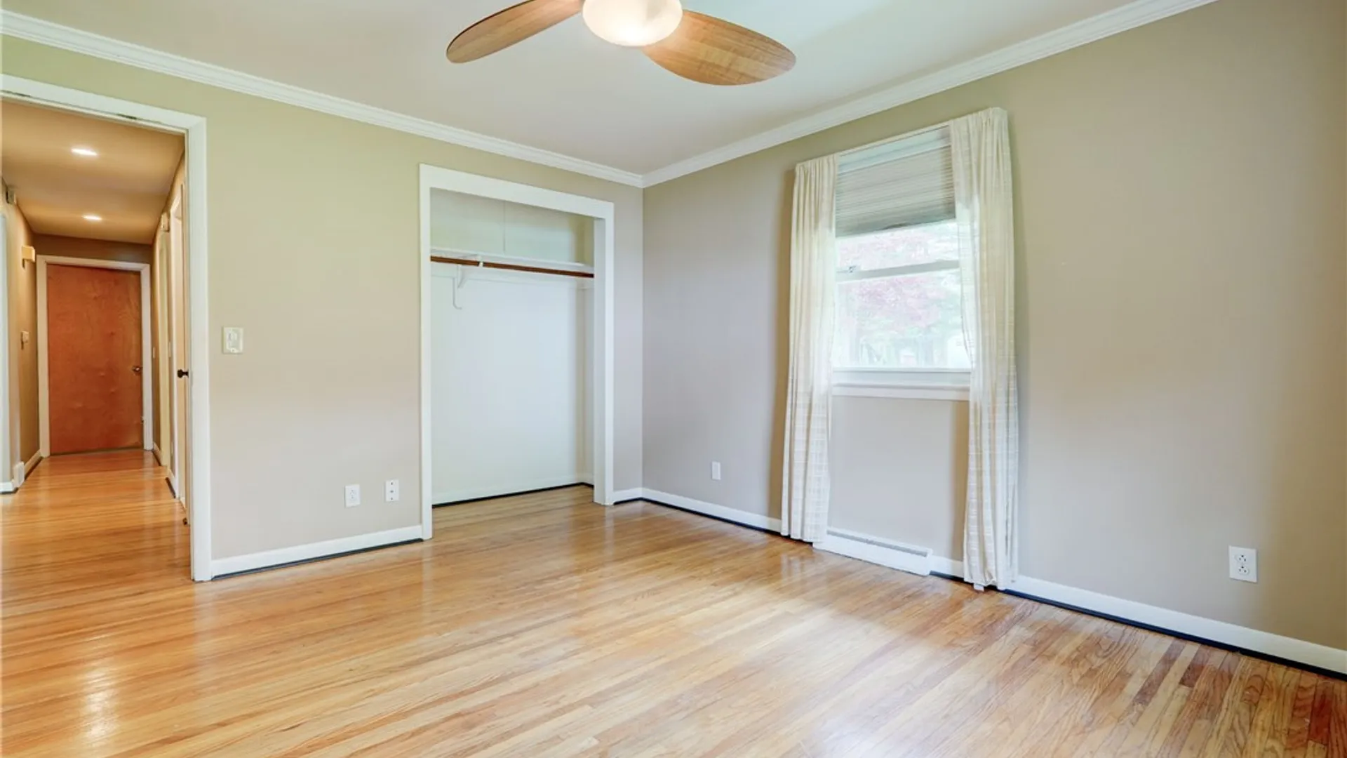 Property at 10 Pine Hill Drive, Perinton, NY 14534 12