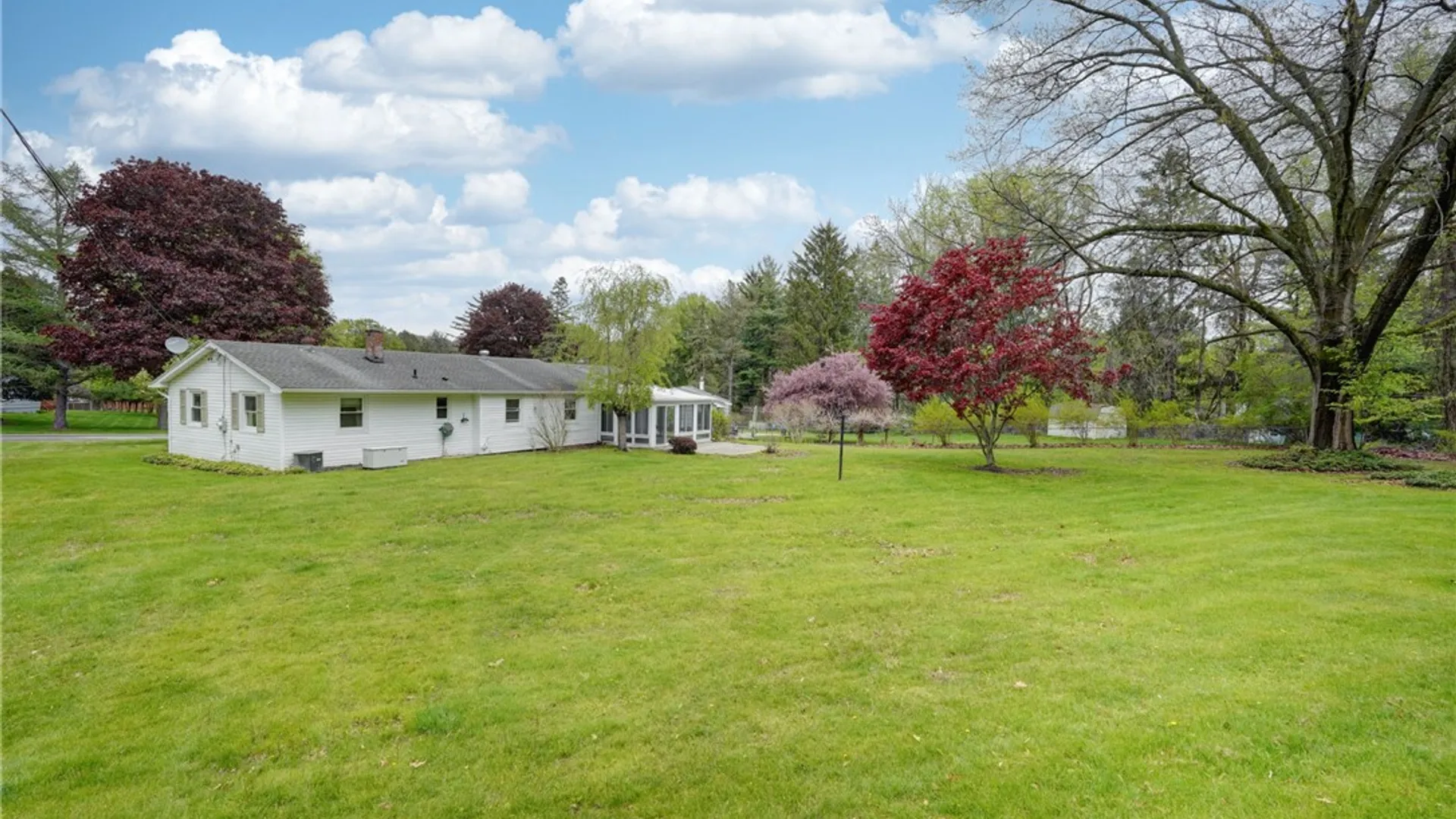 Property at 10 Pine Hill Drive, Perinton, NY 14534 27