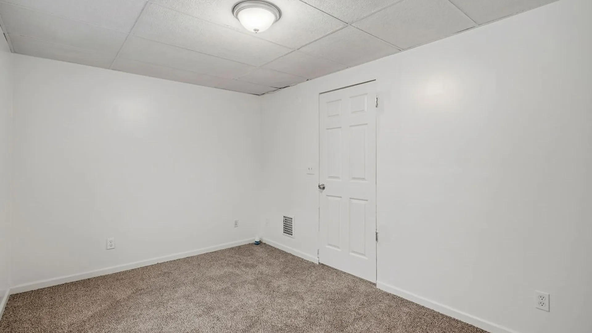 Property at 2426 Falls Street, Niagara Falls, NY 14303 27