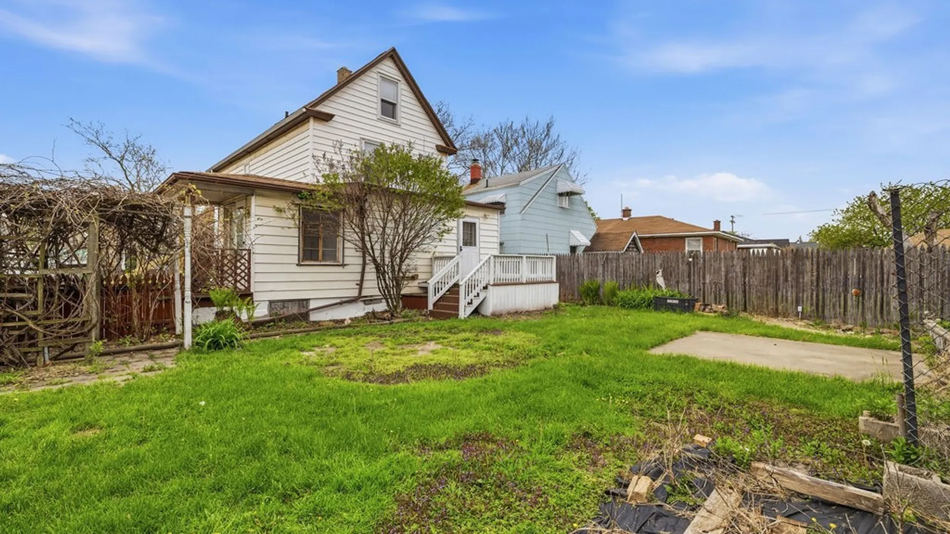 Property at 2426 Falls Street, Niagara Falls, NY 14303 5