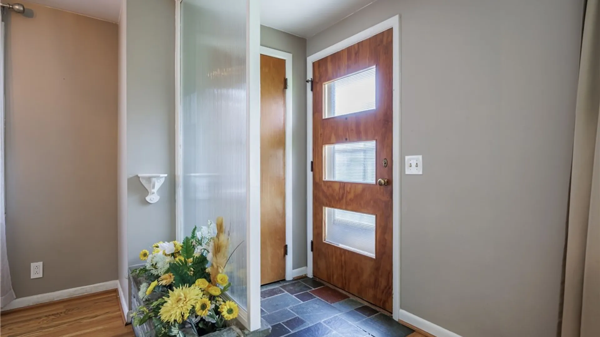 Property at 5 Bayberry Lane, Greece, NY 14616 5