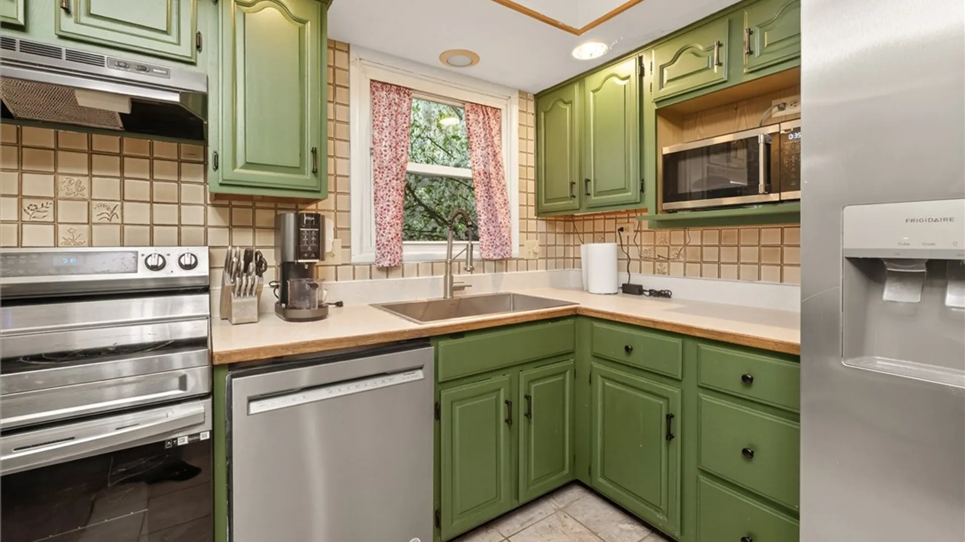 Property at 3 Barringer Drive, Hamlin, NY 14464 19