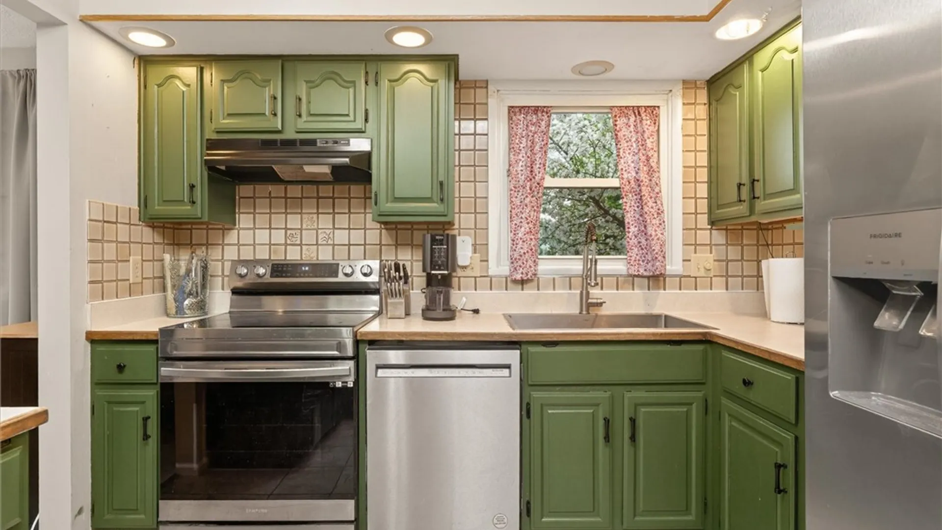 Property at 3 Barringer Drive, Hamlin, NY 14464 20