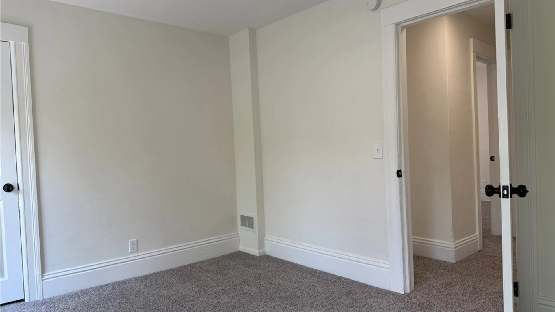 Property at 38 Hazelwood Terrace, Rochester, NY 14609 17