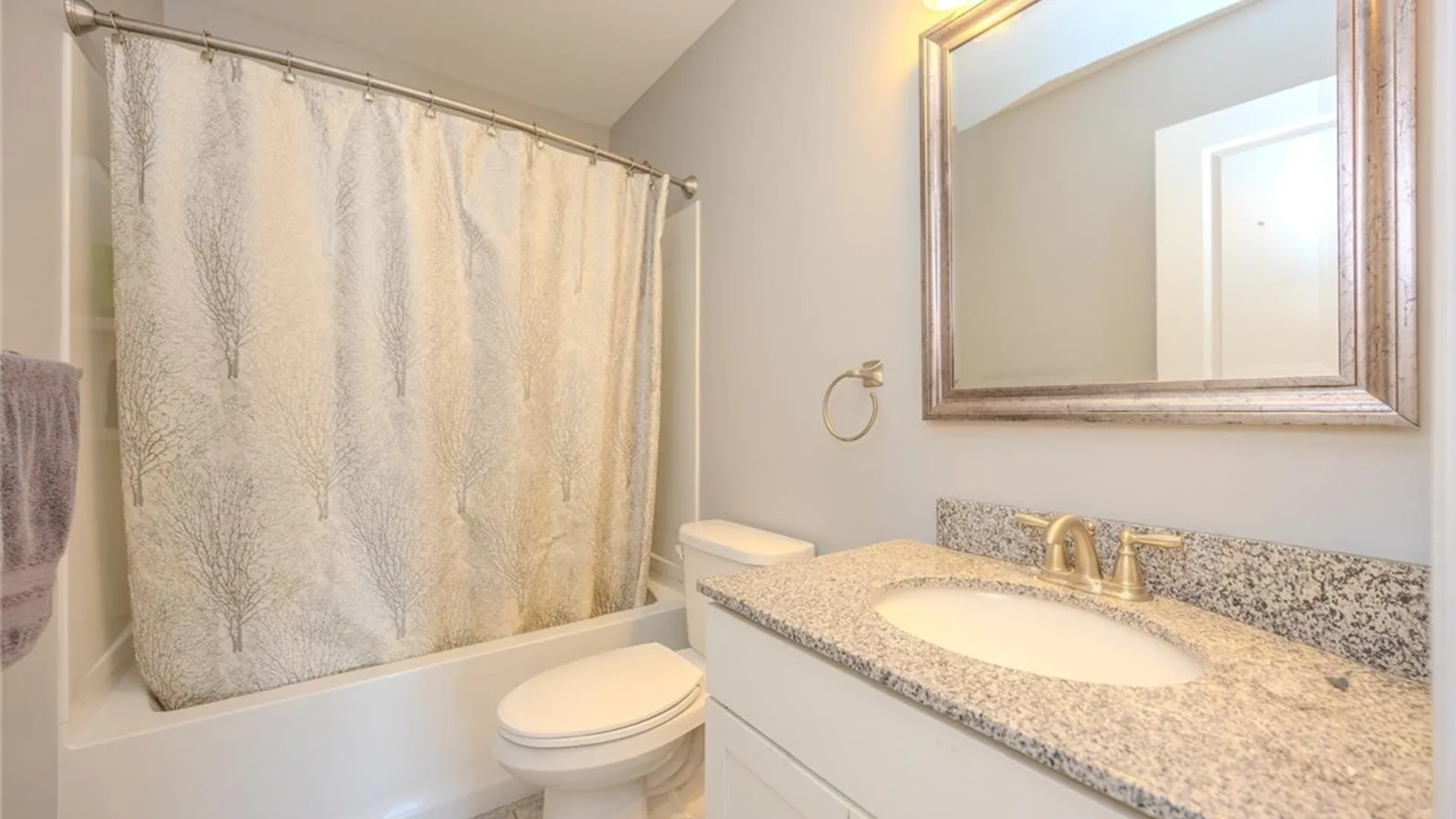 Property at 46 Eagleview Drive, Grand Island, NY 14072 28