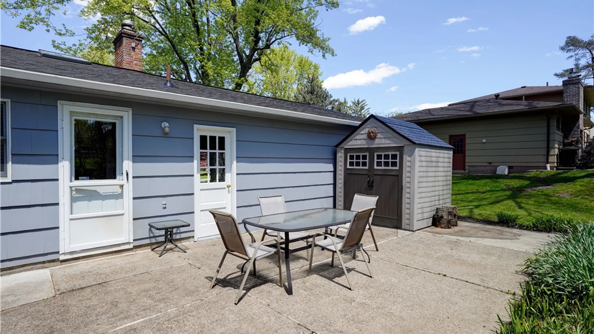 Property at 75 Coral Way, Brighton, NY 14618 15
