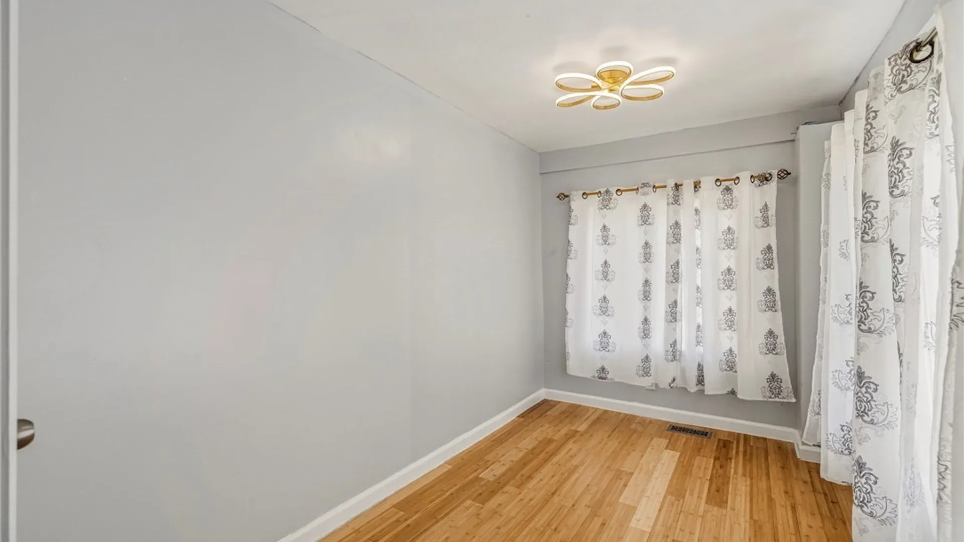 Property at 64 Hastings Avenue, Buffalo, NY 14215 12