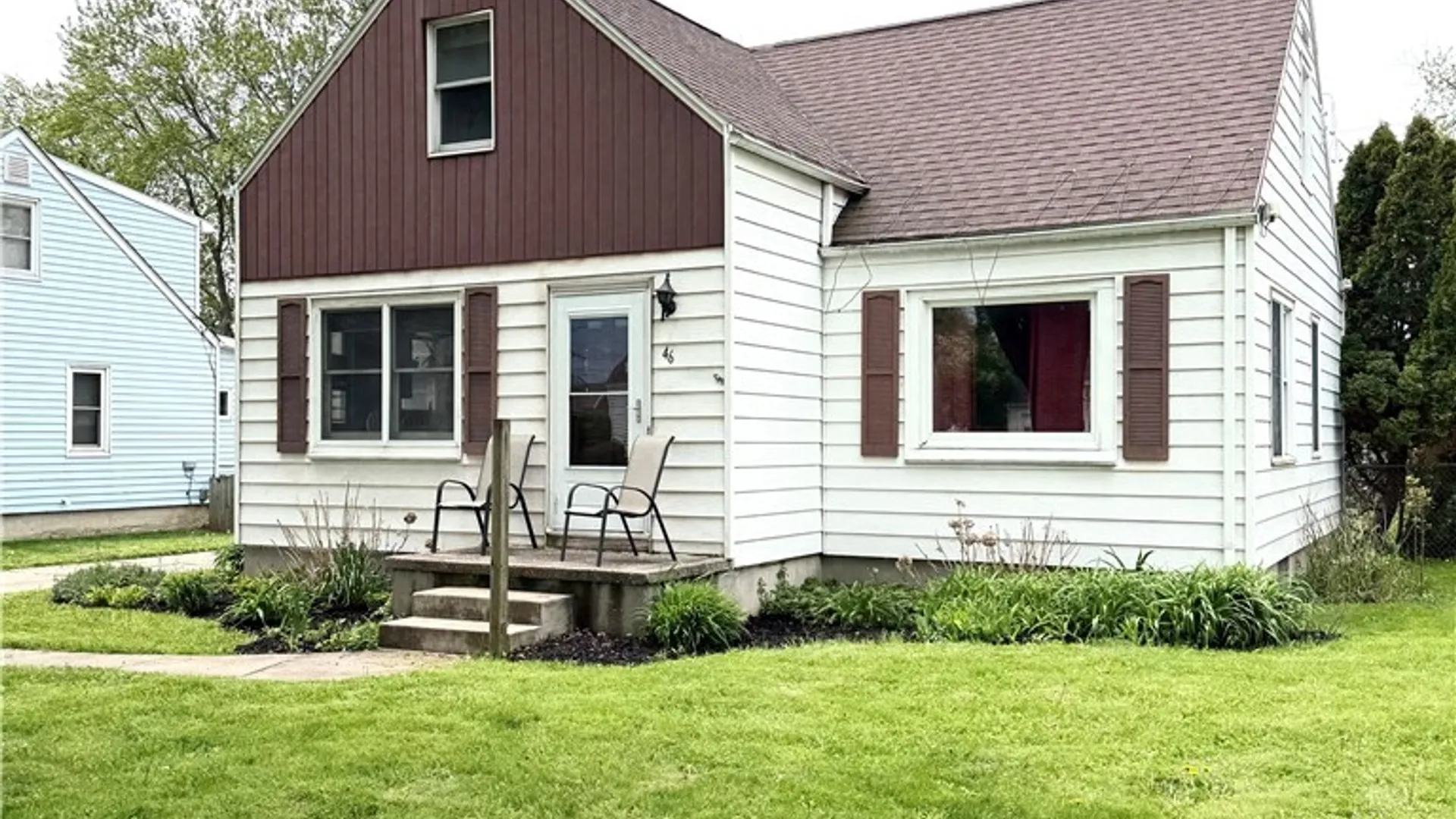 Property at 46 Briarhill Drive, West Seneca, NY 14224 2