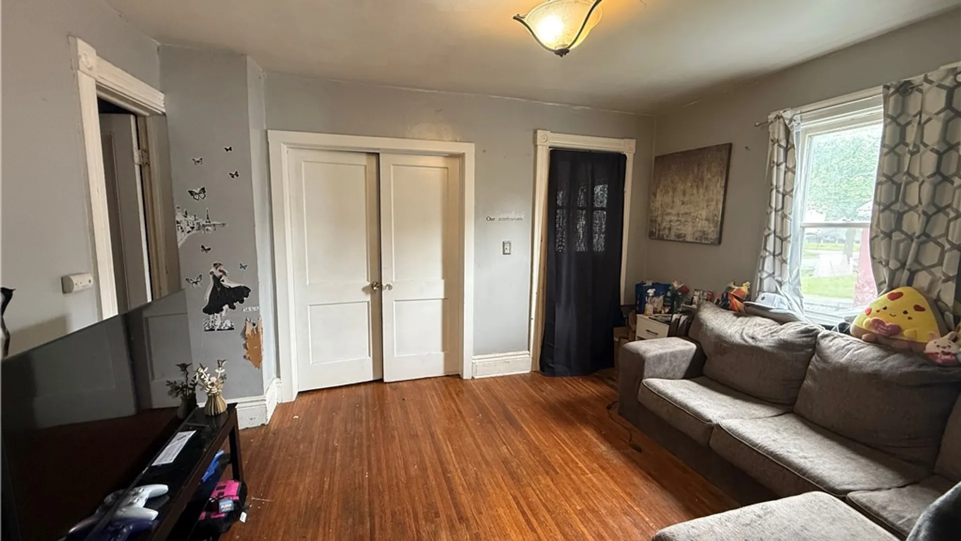 Property at 1 Laurel Street, Rochester, NY 14606 17