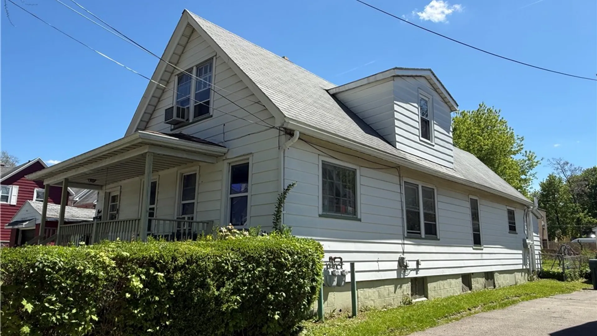 Property at 1 Laurel Street, Rochester, NY 14606 3