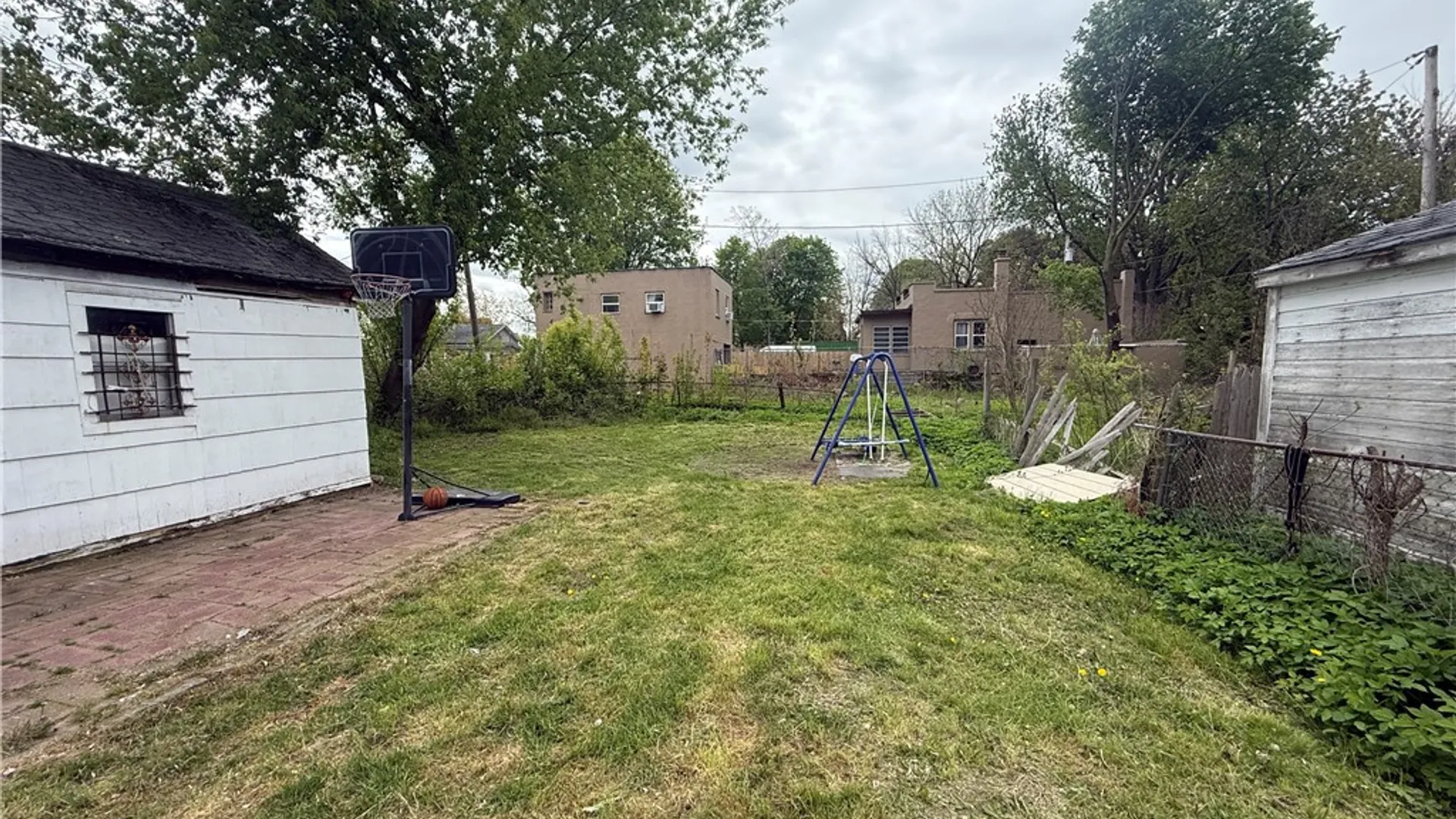 Property at 1 Laurel Street, Rochester, NY 14606 6
