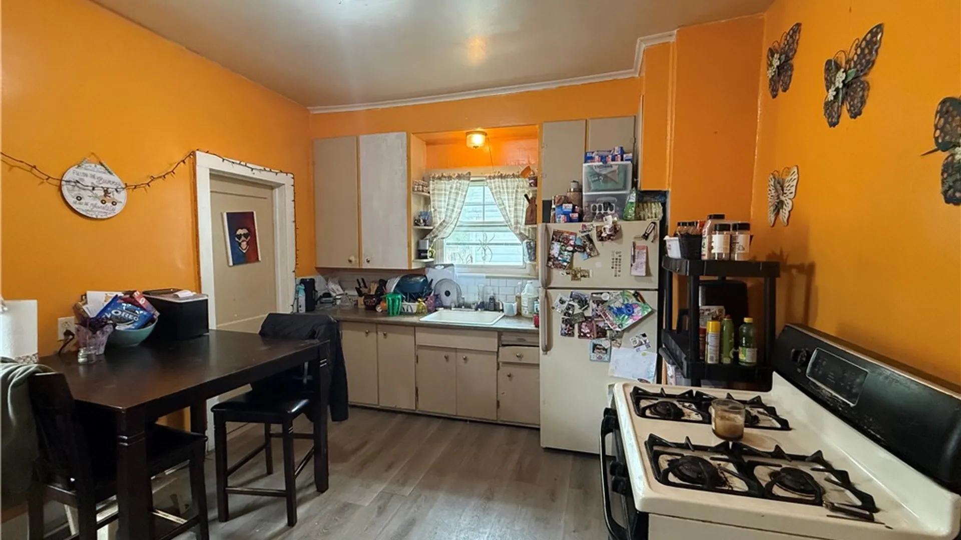 Property at 1 Laurel Street, Rochester, NY 14606 9