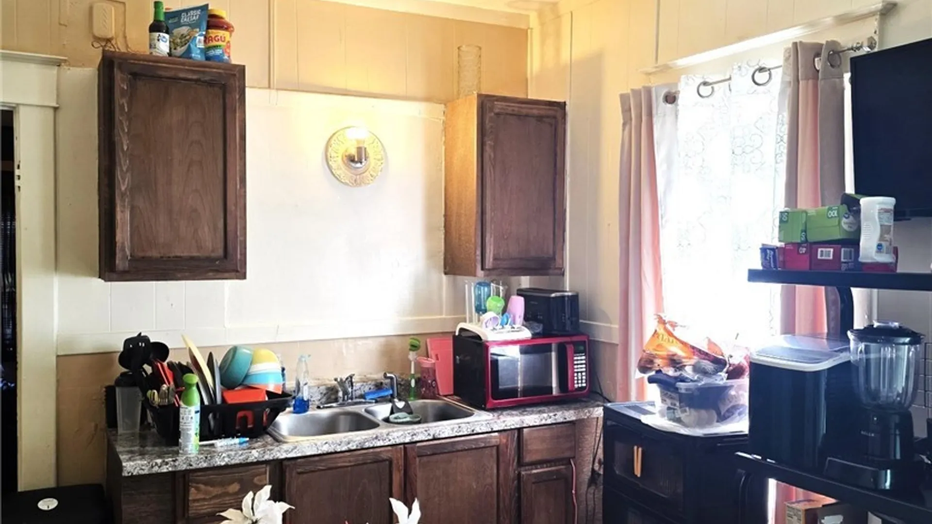 Property at 255 Wyoming Street, Buffalo, NY 14215 4