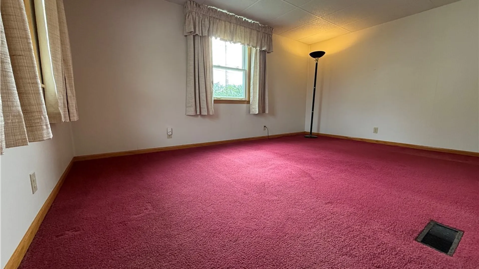 Property at 119 Greenleaf Avenue, Tonawanda, NY 14150 14