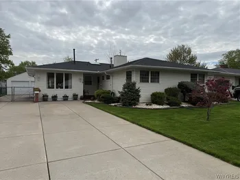 Property at 119 Greenleaf Avenue, Tonawanda, NY 14150