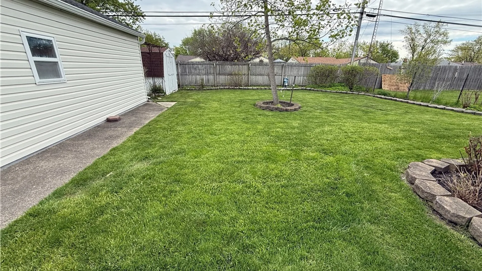 Property at 119 Greenleaf Avenue, Tonawanda, NY 14150 24