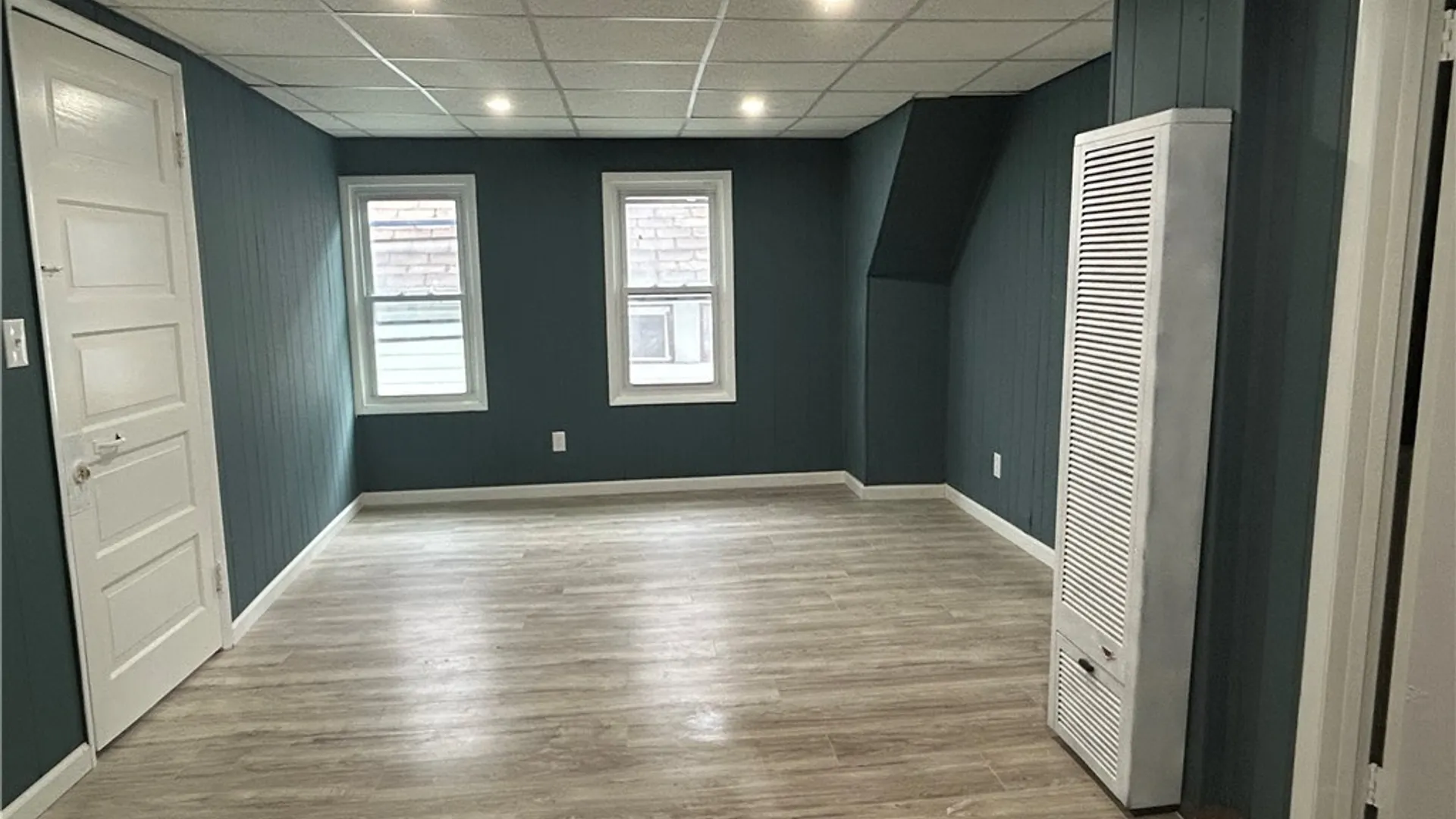 Property at 58 Montana Avenue, Buffalo, NY 14211 17