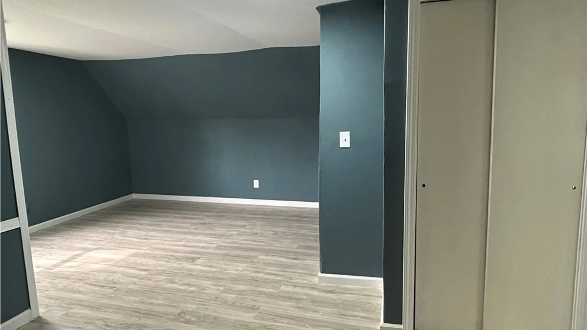 Property at 58 Montana Avenue, Buffalo, NY 14211 20