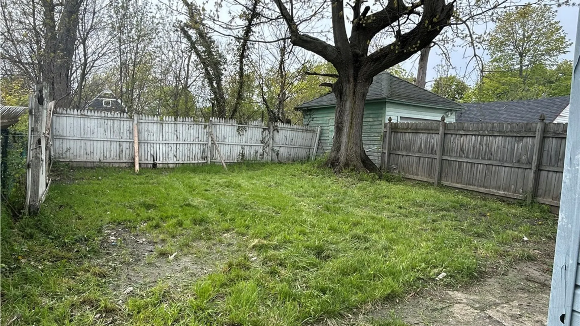 Property at 58 Montana Avenue, Buffalo, NY 14211 27