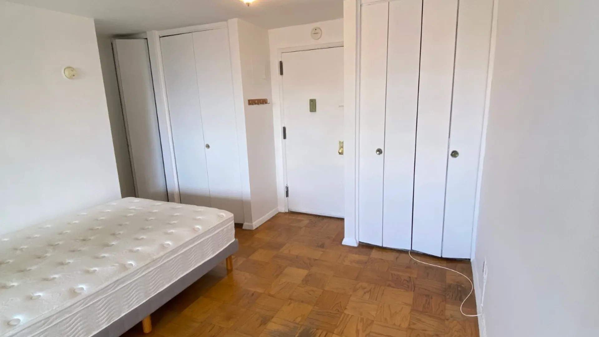 Property at 40 Brighton 1 Road, Brooklyn, NY 11235 9