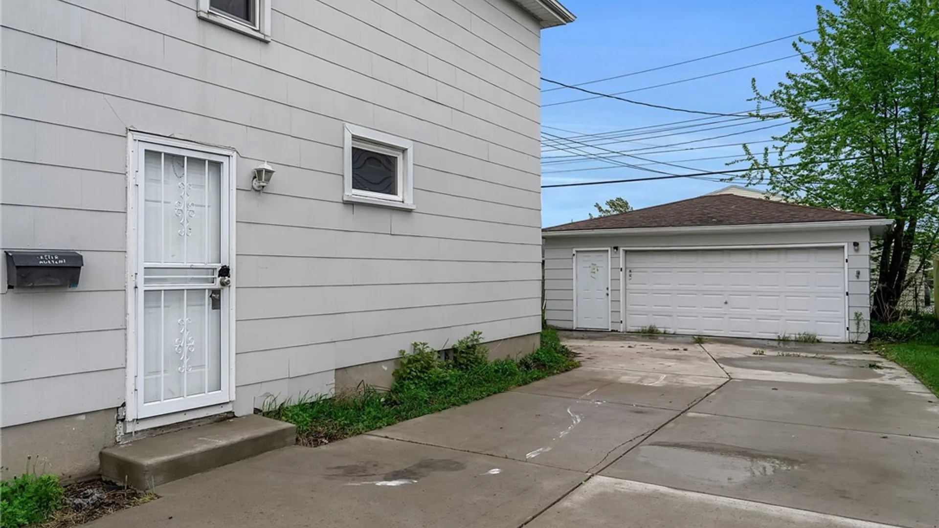 Property at 35 Crandon Boulevard, Cheektowaga, NY 14225 34