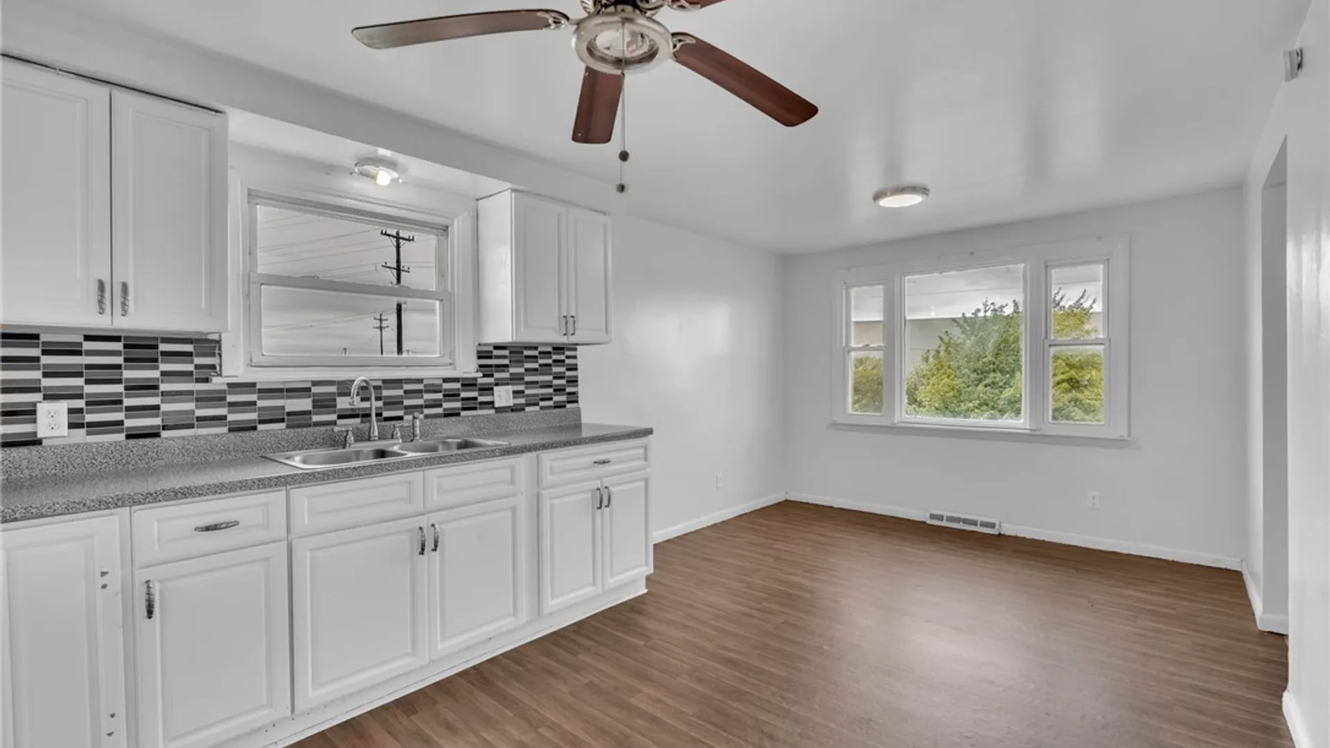 Property at 35 Crandon Boulevard, Cheektowaga, NY 14225 6