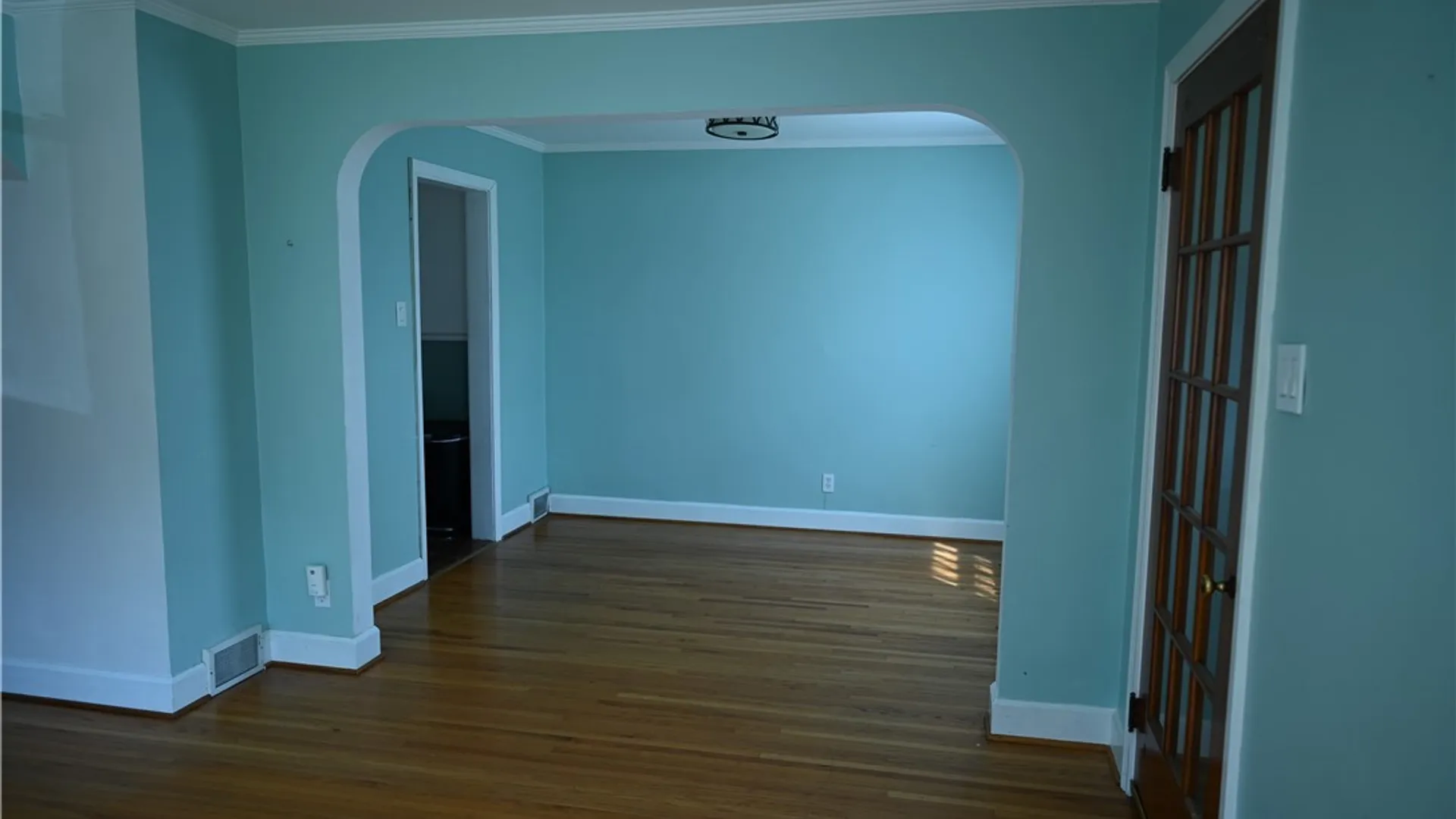 Property at 130 Leonard Post Drive, Cheektowaga, NY 14211 4