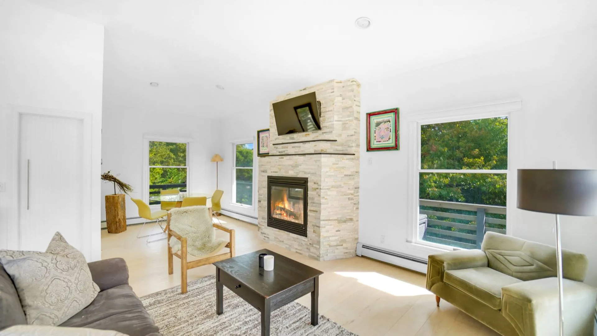 Property at 3 Jefferson Ave, Hampton Bays, NY 11946 11