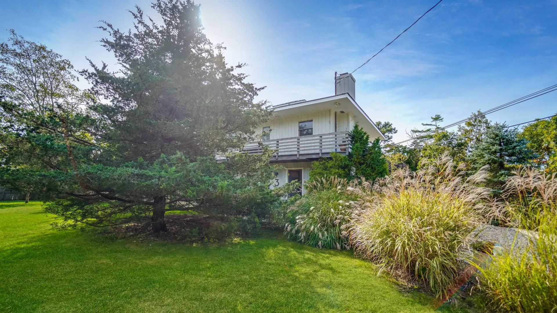 Property at 3 Jefferson Ave, Hampton Bays, NY 11946 3