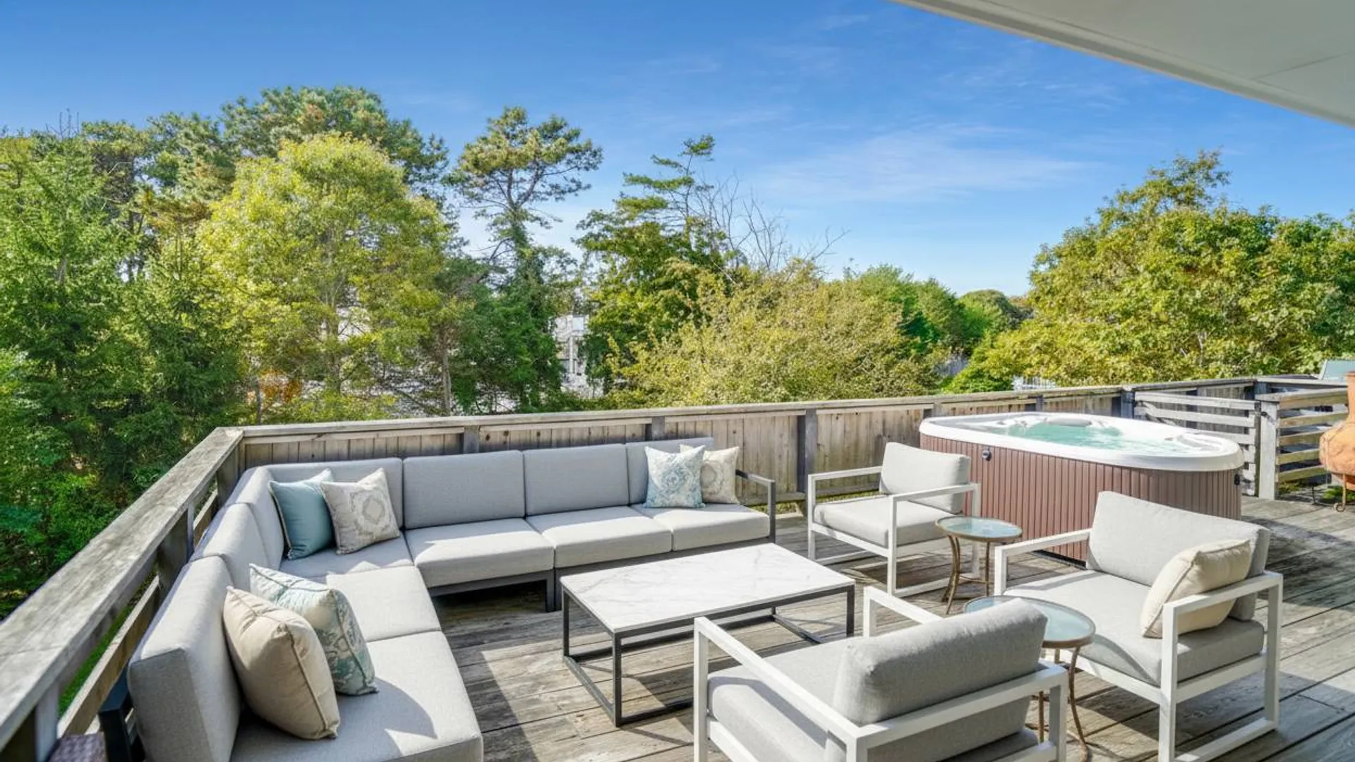 Property at 3 Jefferson Ave, Hampton Bays, NY 11946 4