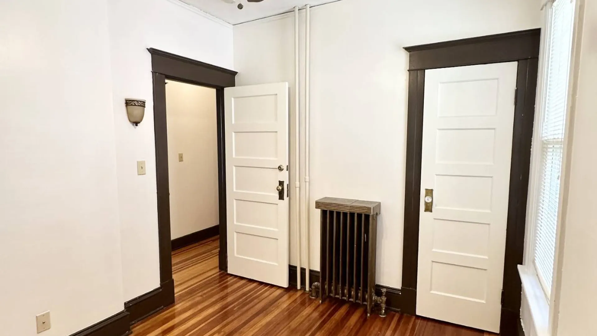Property at 423 Hamilton St, Albany, NY 12203 14