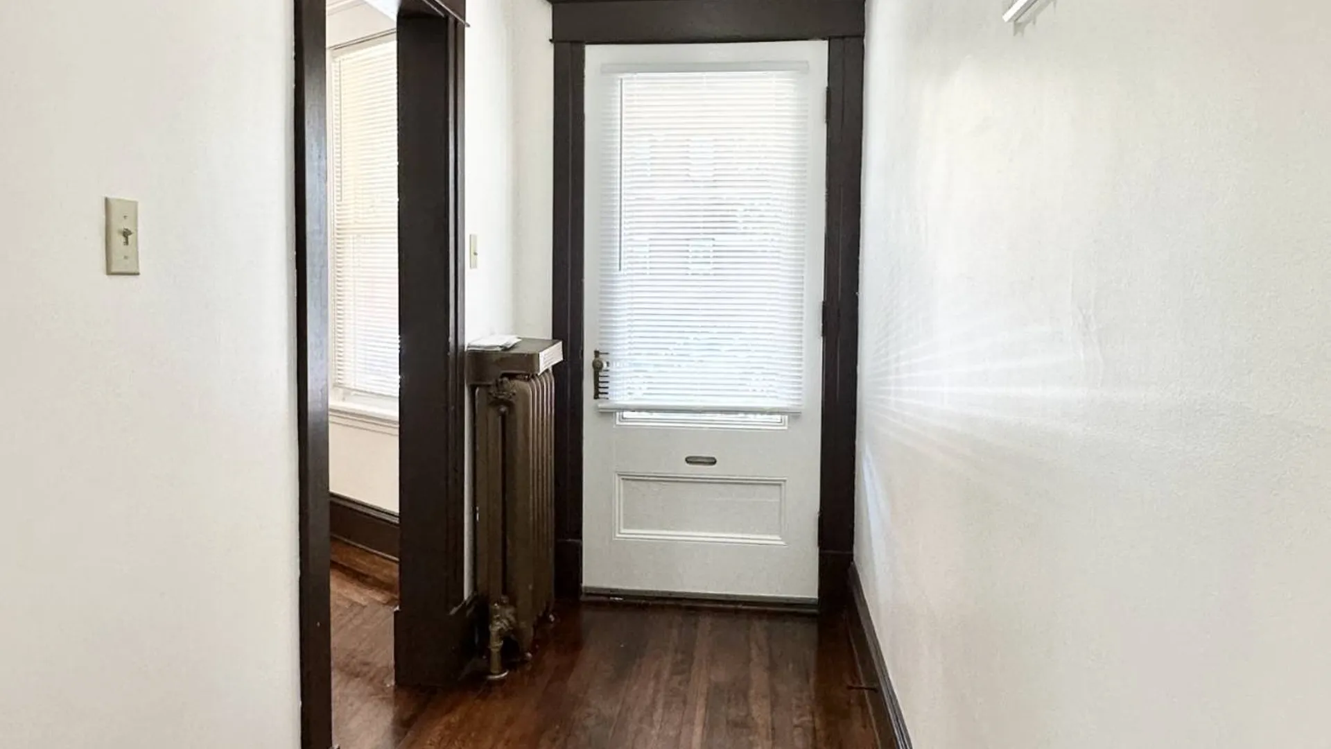 Property at 423 Hamilton St, Albany, NY 12203 9