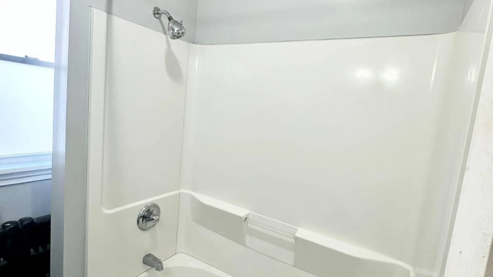 Property at 423 Hamilton St, Albany, NY 12203 11