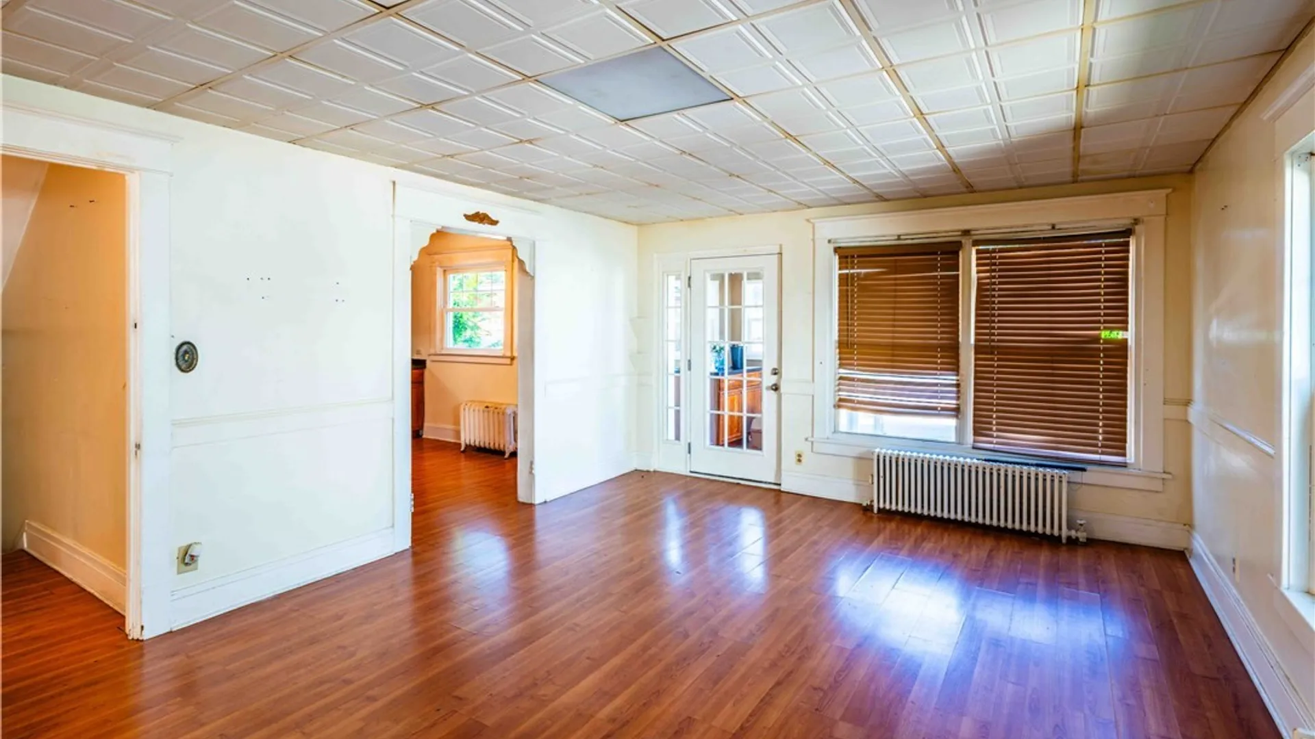Property at 40 Niagara Falls Boulevard, Buffalo, NY 14214 5